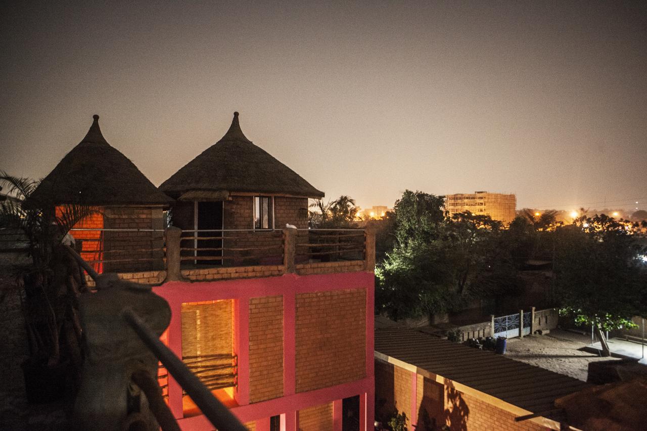 Residence Hotel Lwili Ouagadougou Exterior photo