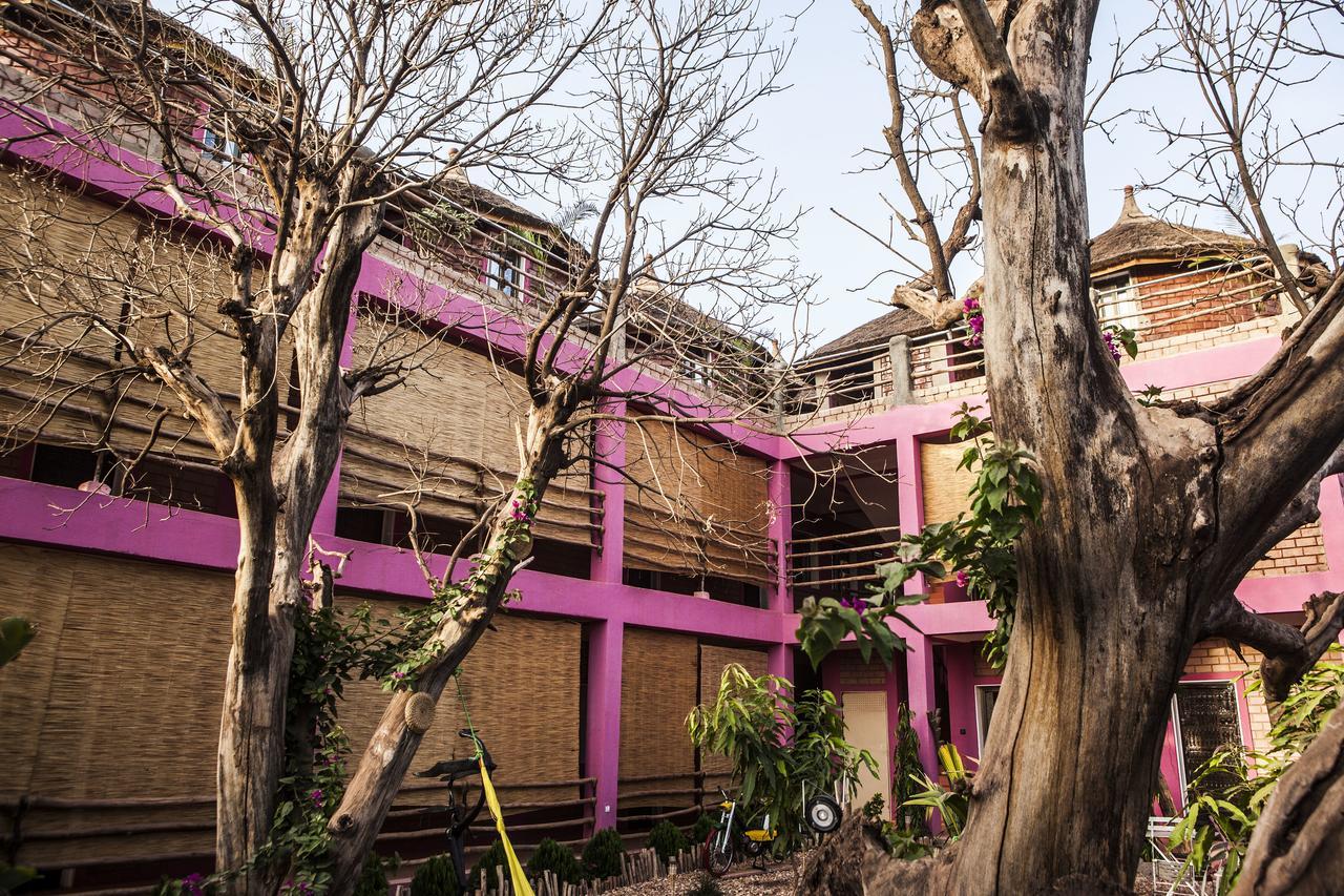 Residence Hotel Lwili Ouagadougou Exterior photo