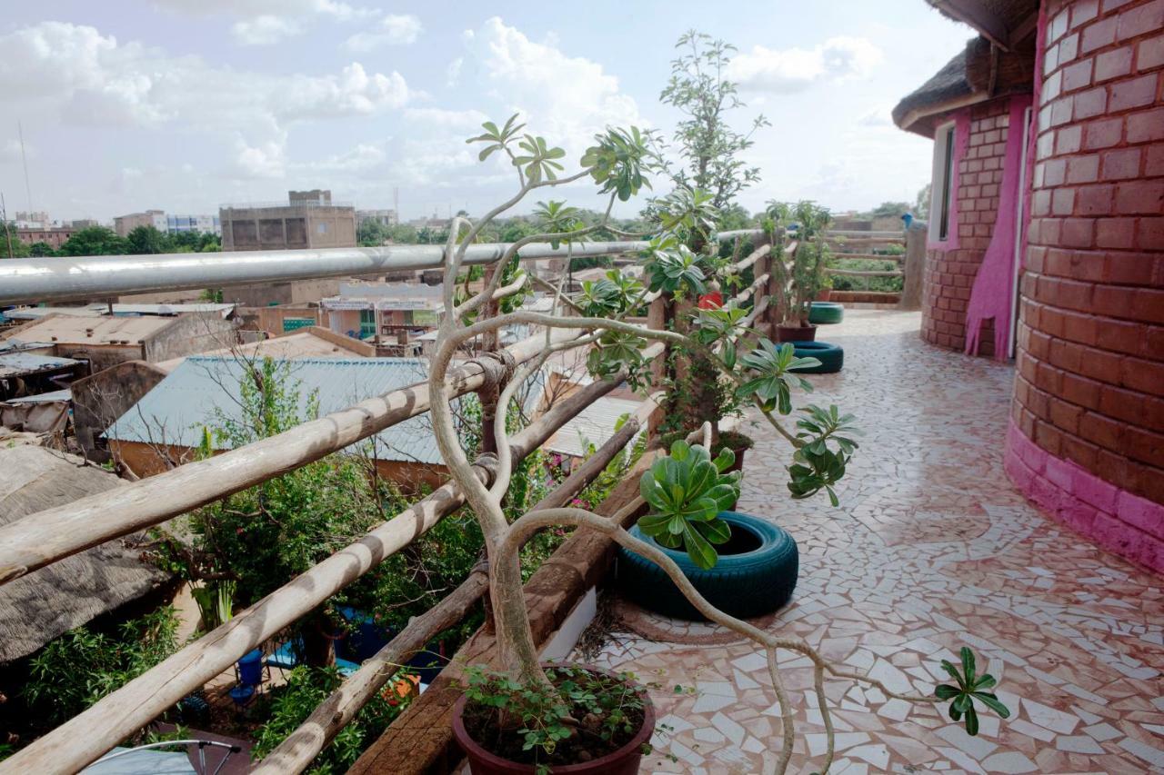 Residence Hotel Lwili Ouagadougou Exterior photo